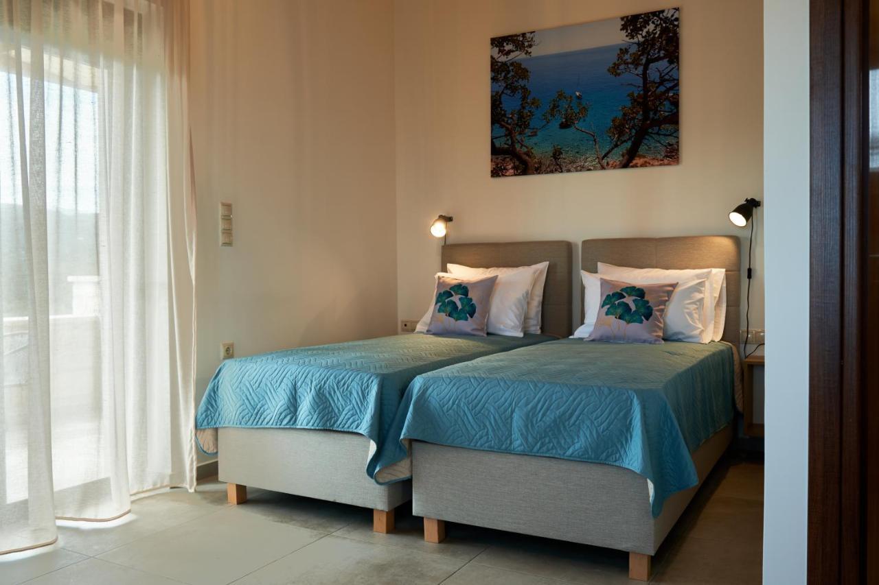 Villa Olive Valley Loutraki  ภายนอก รูปภาพ