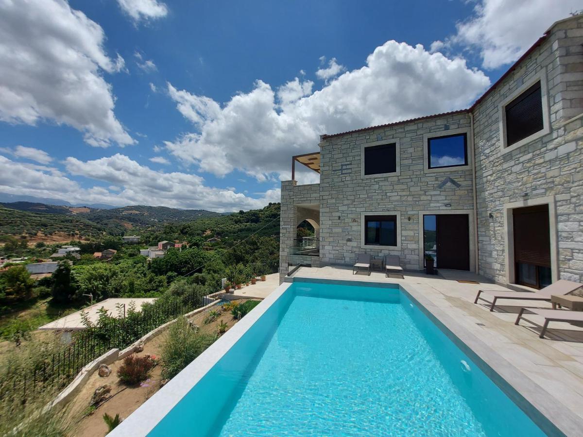 Villa Olive Valley Loutraki  ภายนอก รูปภาพ
