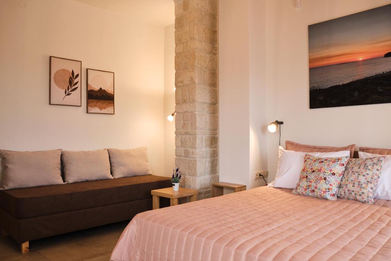Villa Olive Valley Loutraki  ภายนอก รูปภาพ