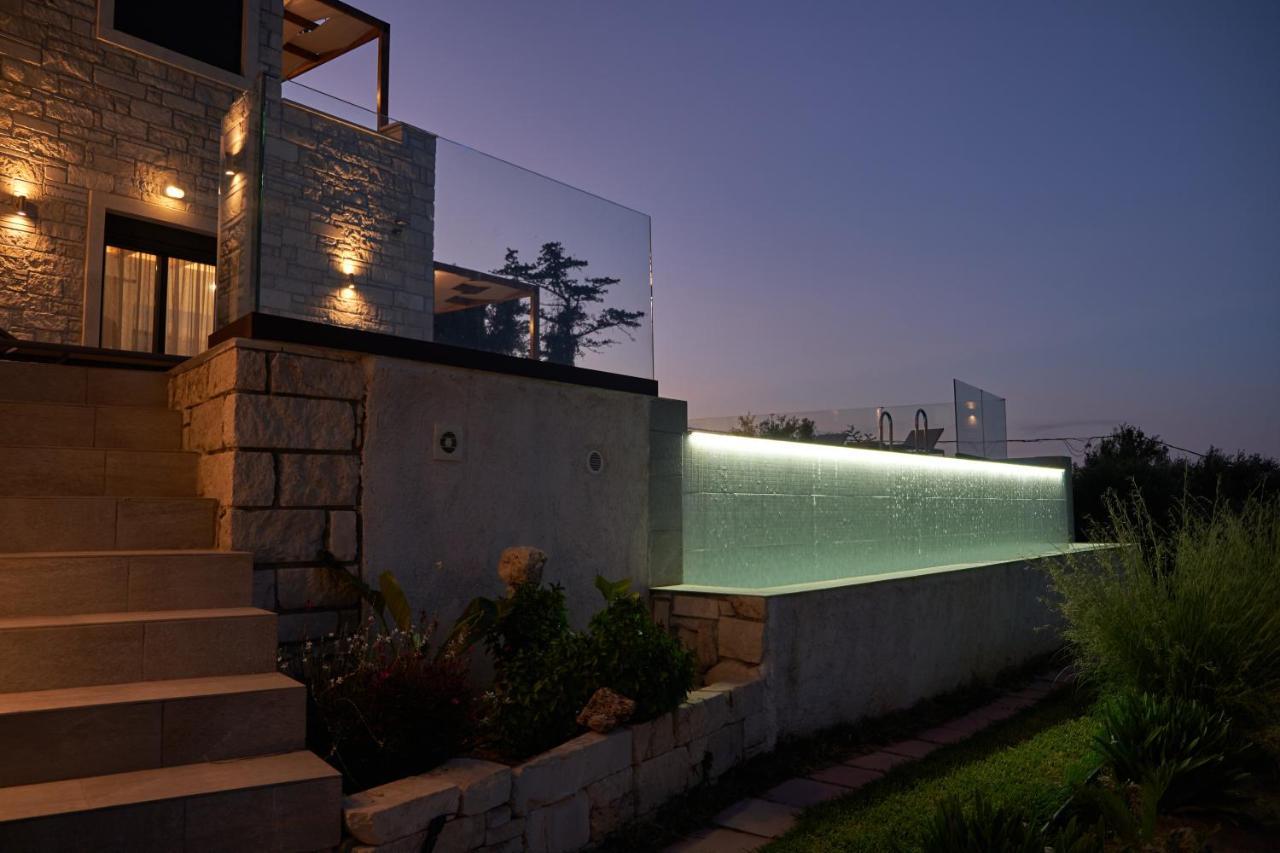 Villa Olive Valley Loutraki  ภายนอก รูปภาพ