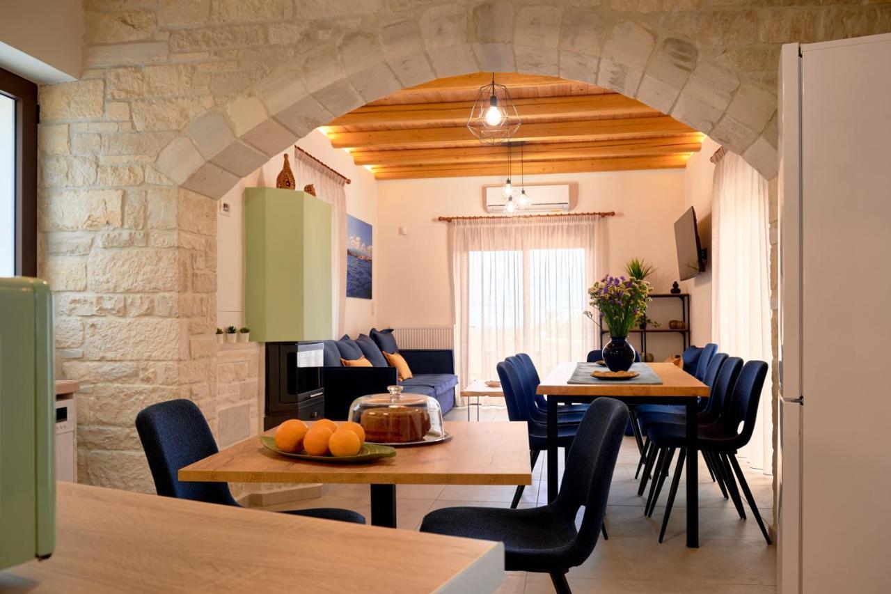 Villa Olive Valley Loutraki  ภายนอก รูปภาพ